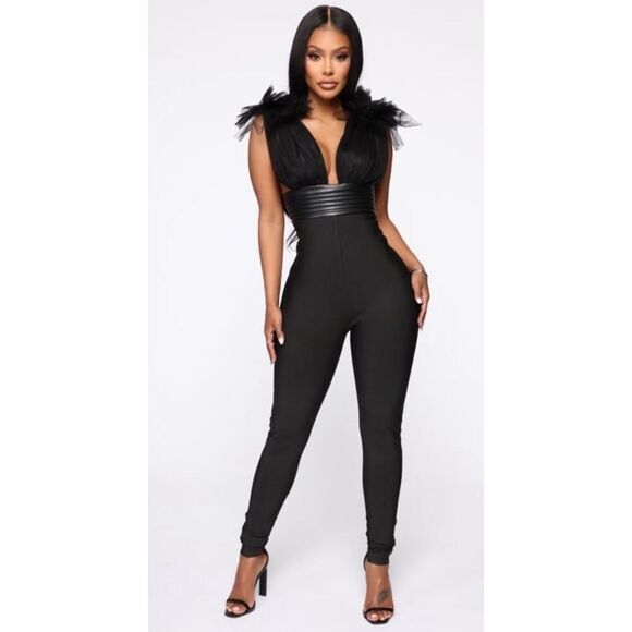 Fashion Nova Black Bandage Jumpsuit Tulle Detail Faux Leather Waistband L - Picture 12 of 12